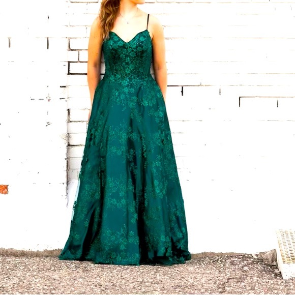 Monsini 2023 Collection Emerald Gown - Picture 2 of 11